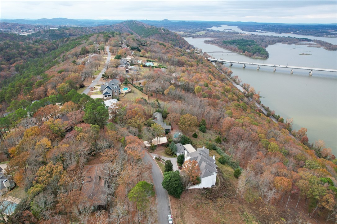 main property photo 10