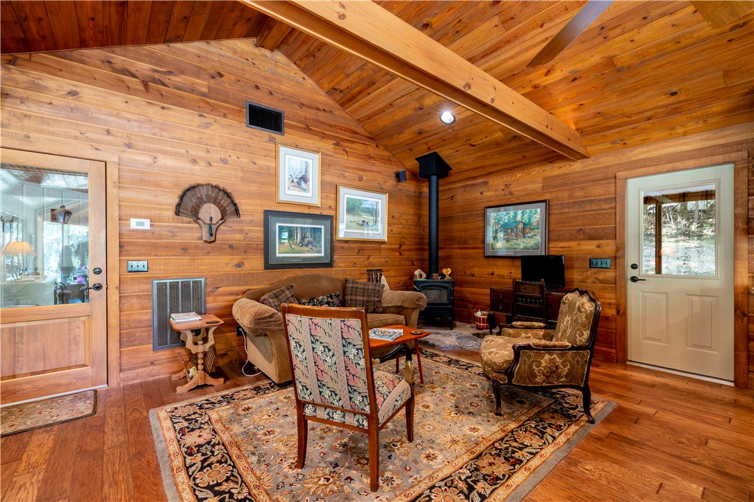 main property photo 5