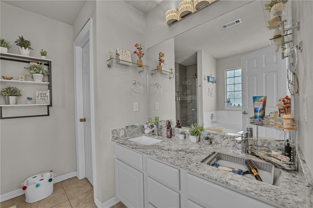 property viewer photo 10