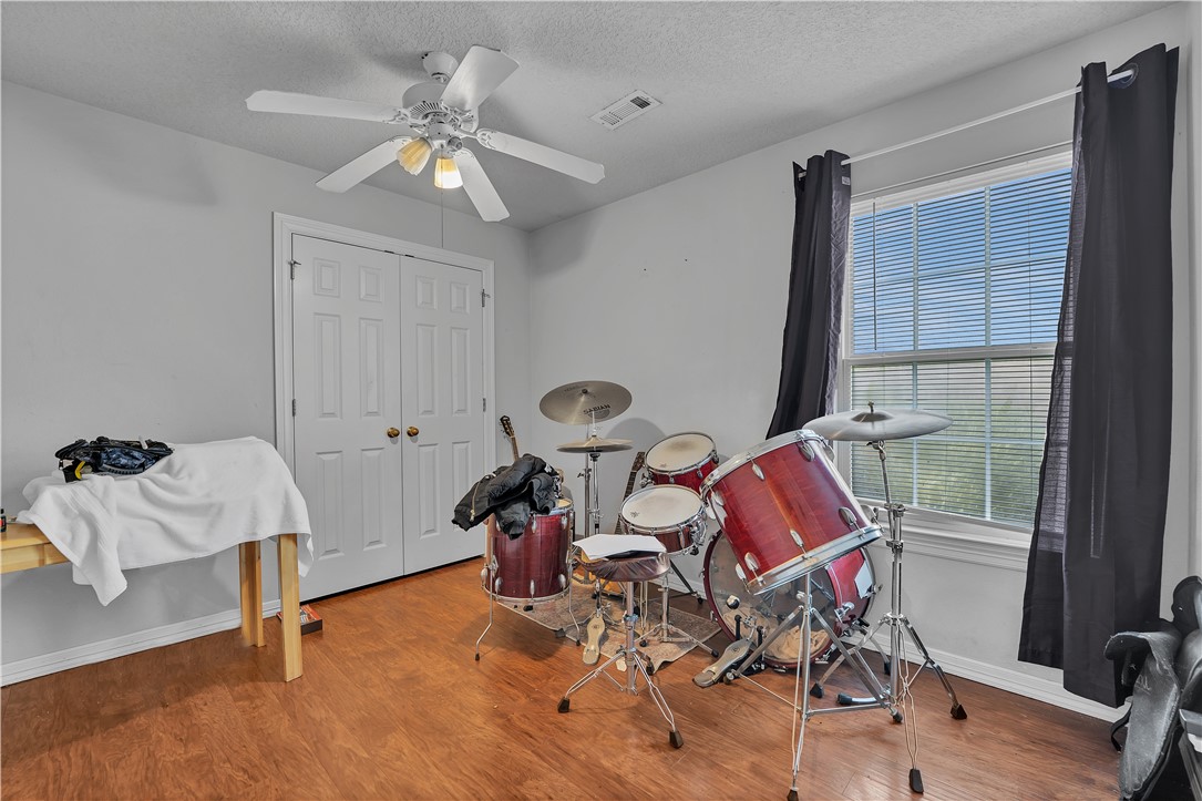 property viewer photo 12