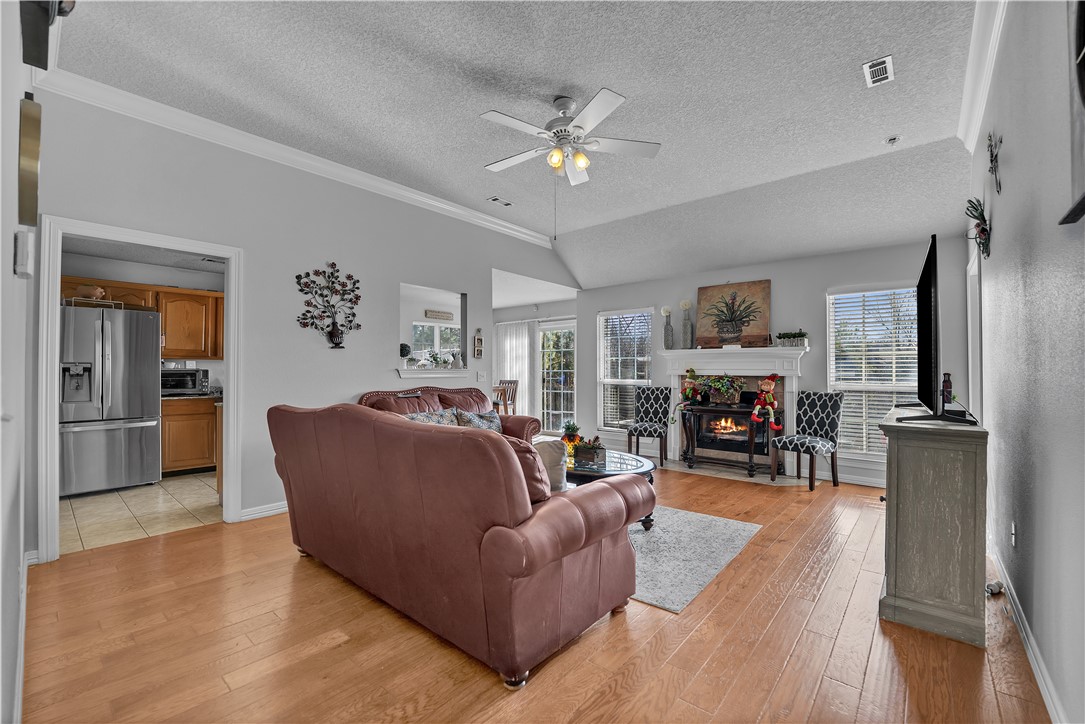 property viewer photo 3