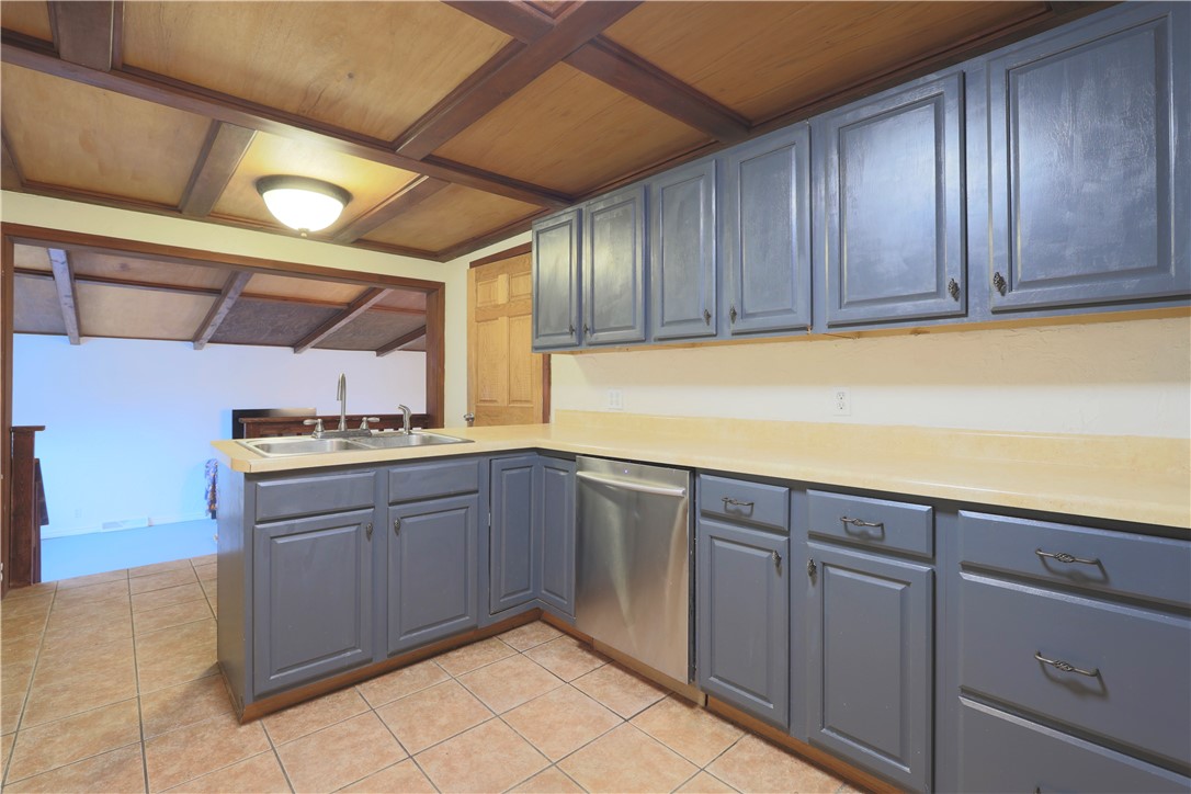property viewer photo 12