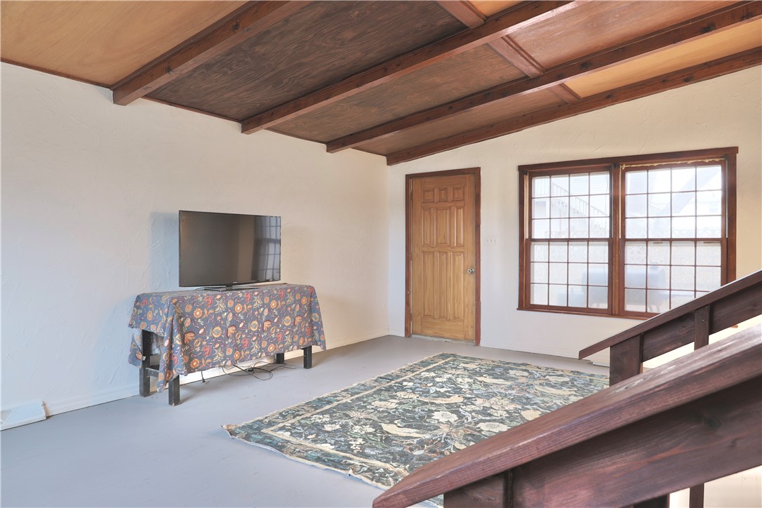 property viewer photo 16
