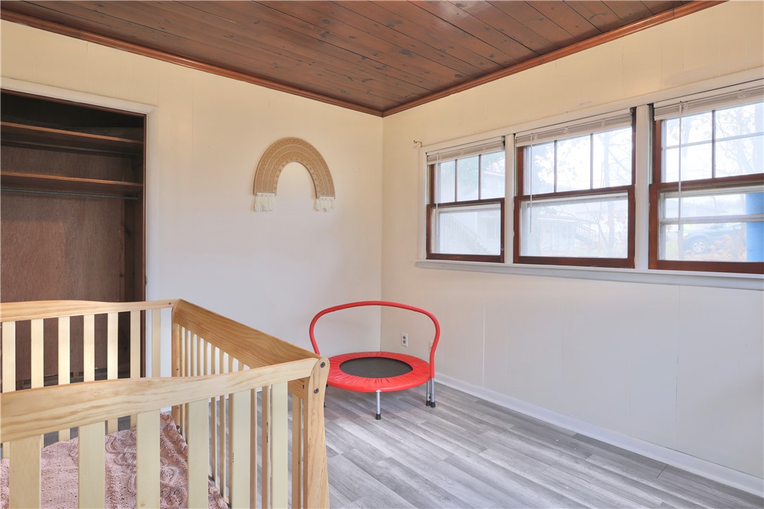 property viewer photo 23