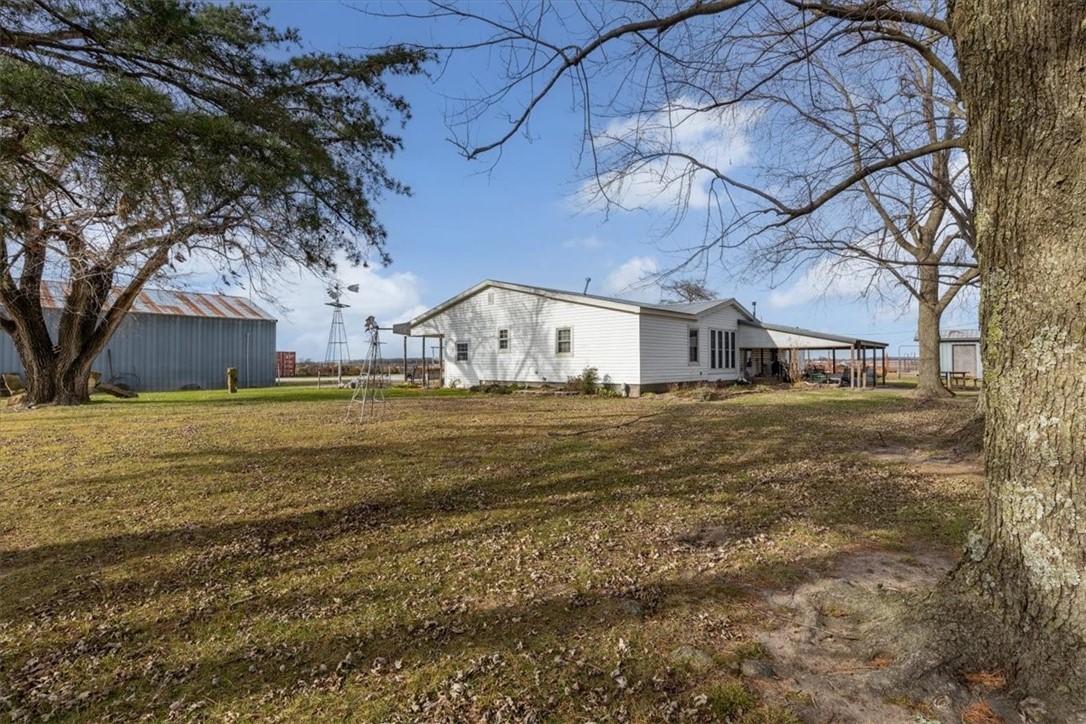 main property photo 28