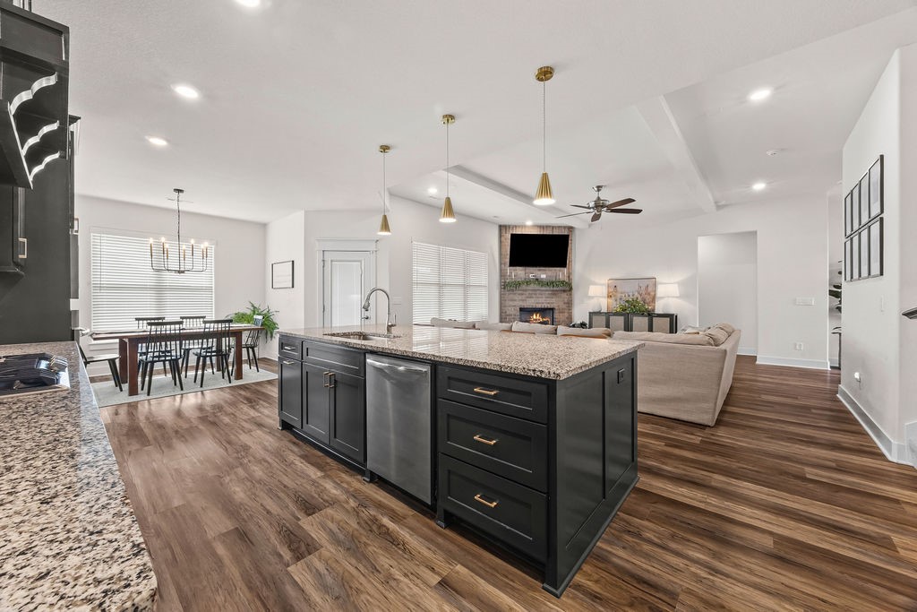 property viewer photo 14