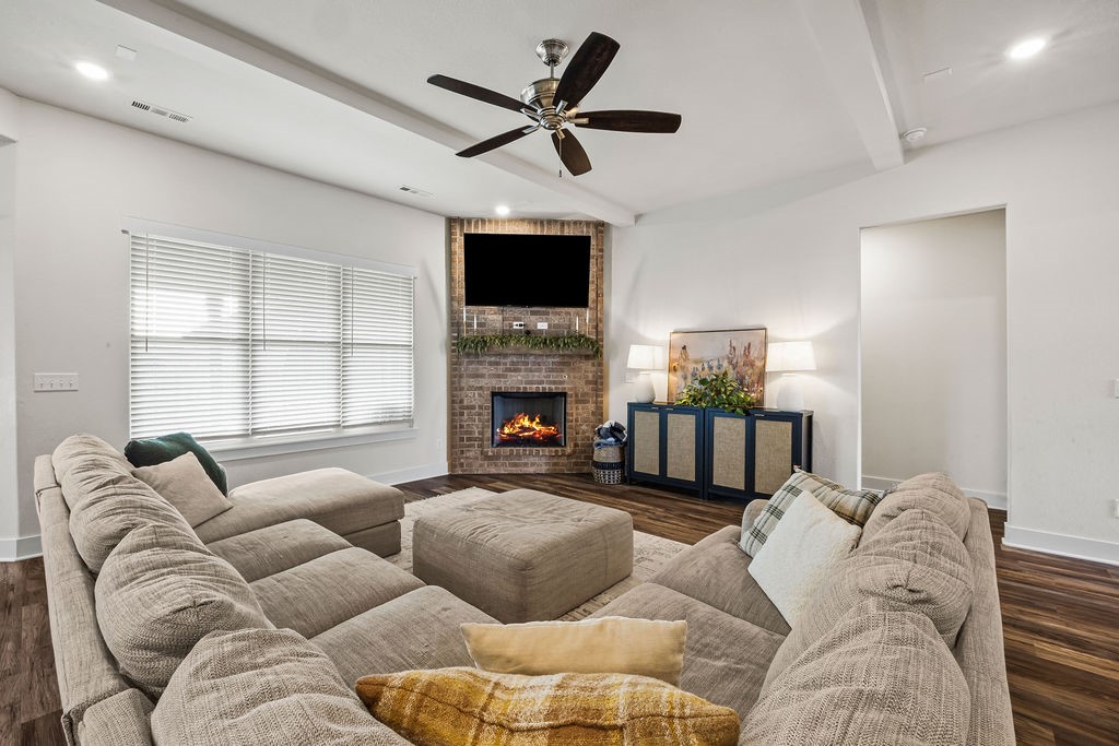property viewer photo 19