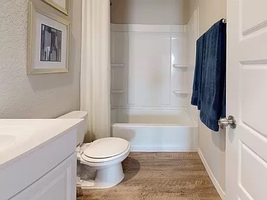 property viewer photo 12