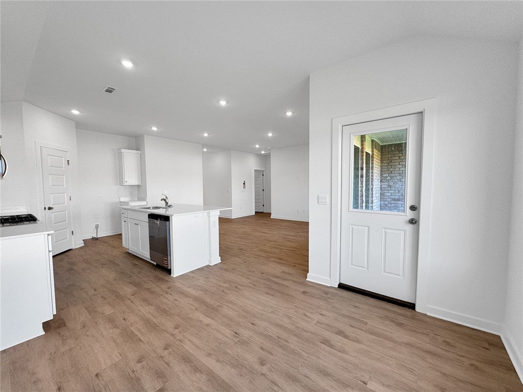 property viewer photo 4