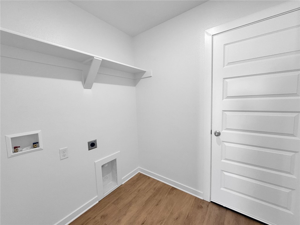 property viewer photo 7
