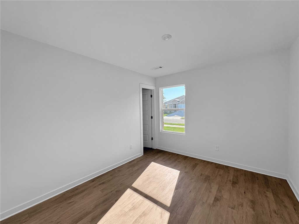 property viewer photo 8