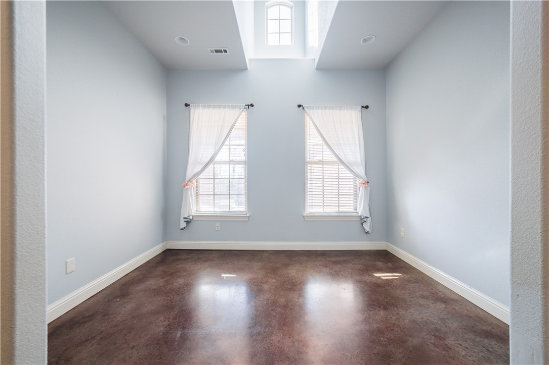 property viewer photo 7