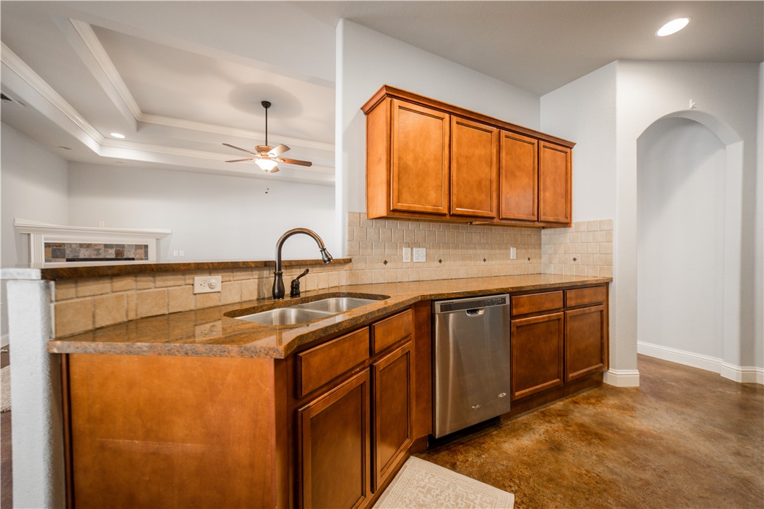 property viewer photo 9