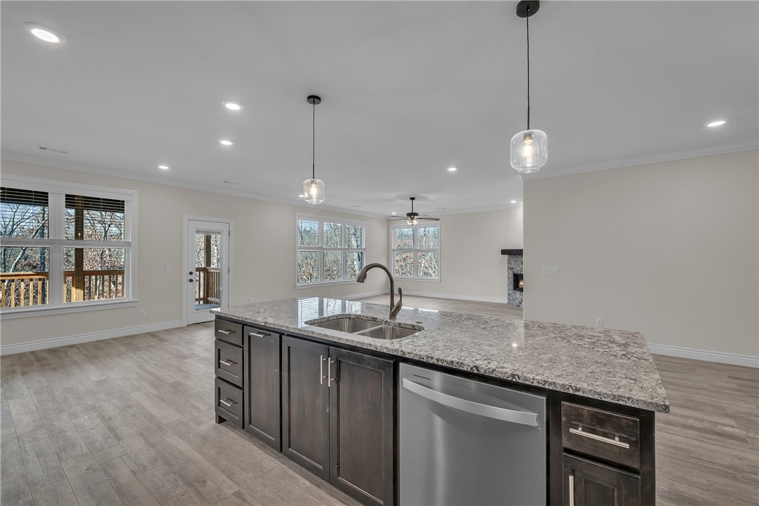 property viewer photo 10