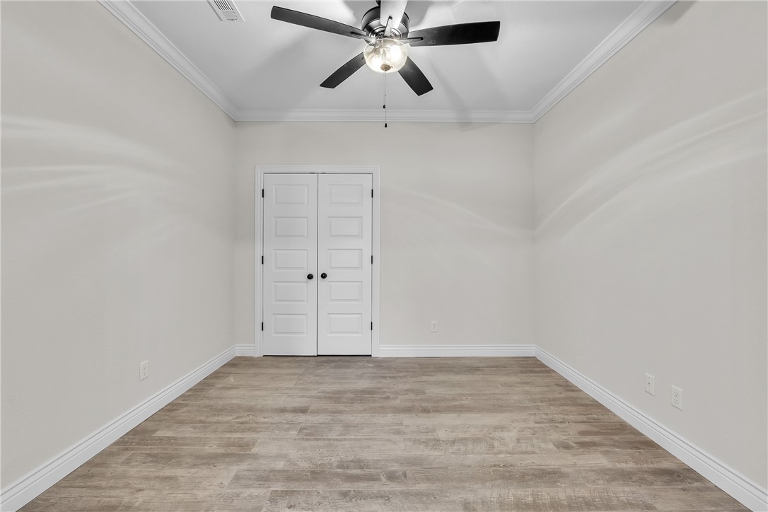 property viewer photo 22