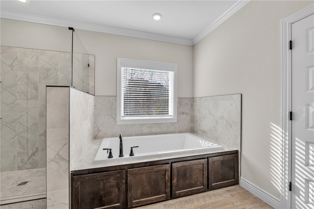 property viewer photo 28