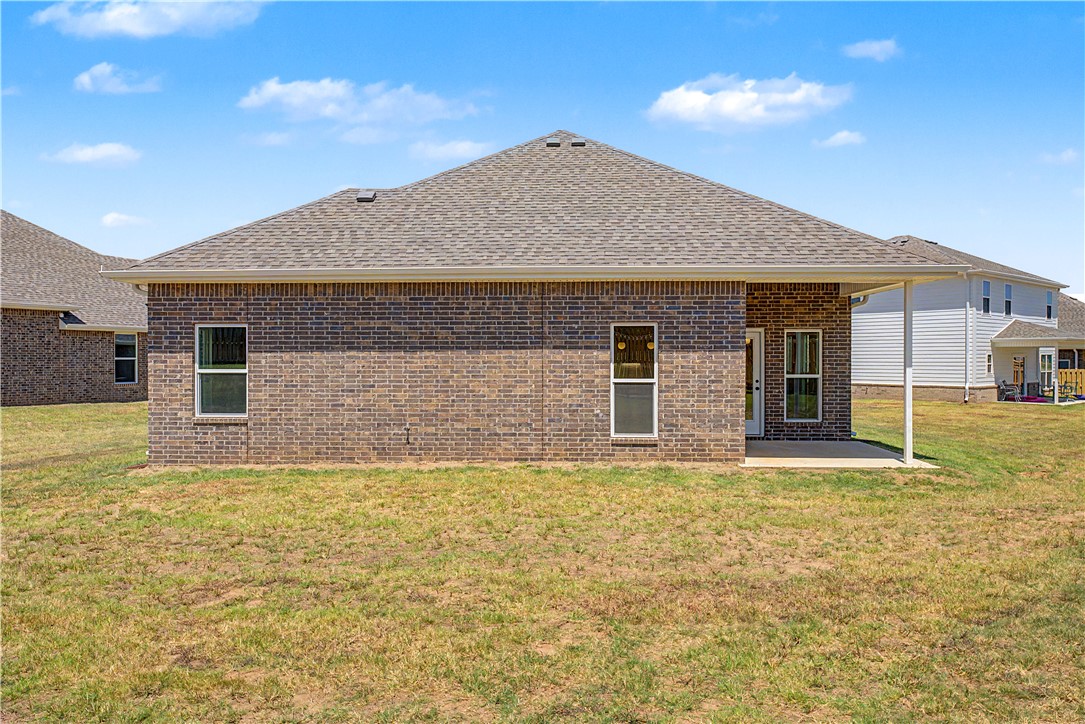 main property photo 39