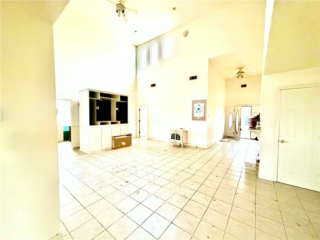 property viewer photo 15