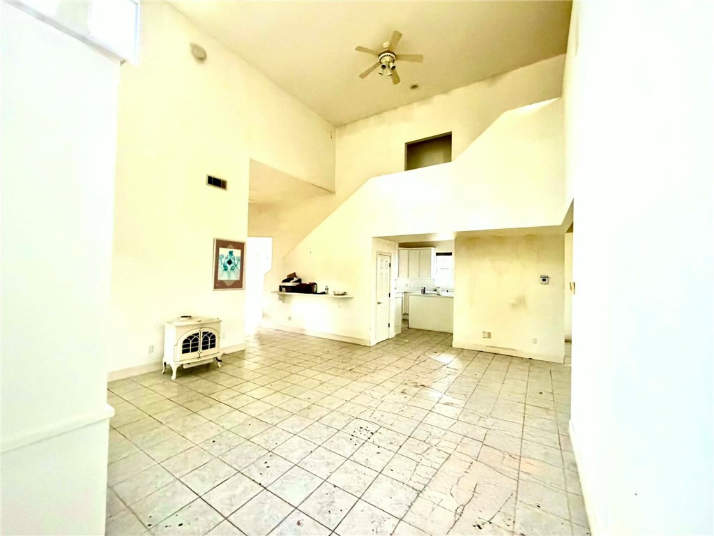property viewer photo 20
