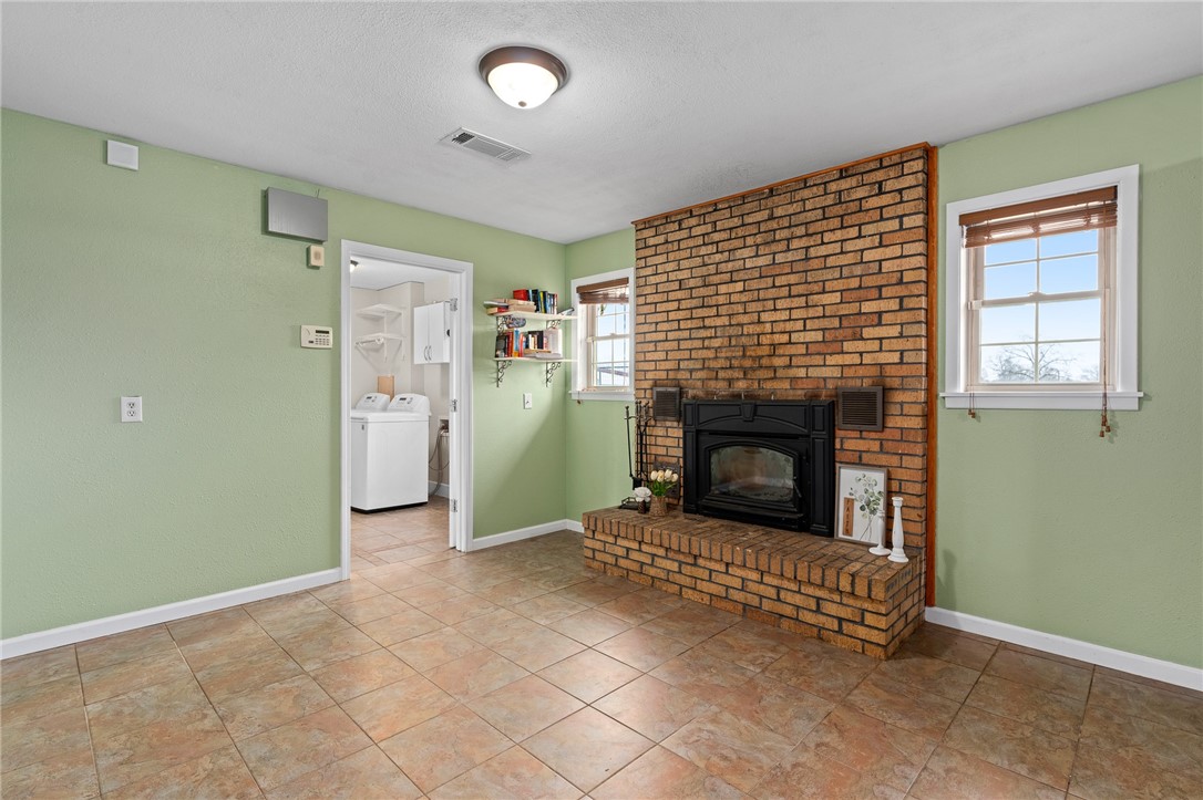 property viewer photo 27