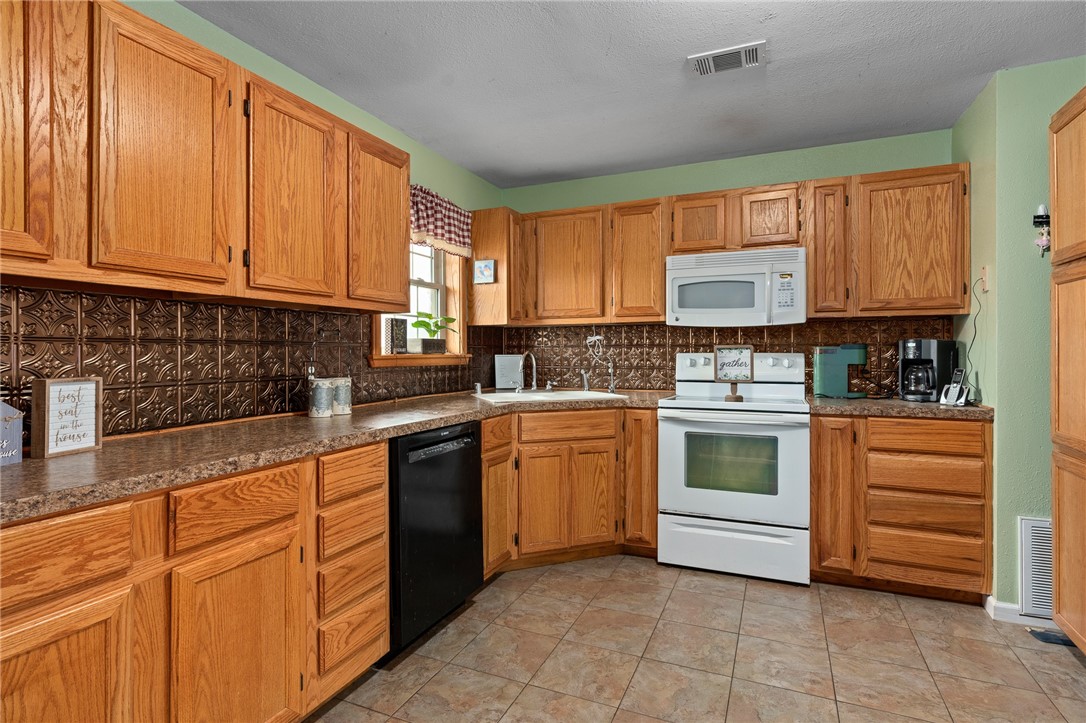 property viewer photo 30