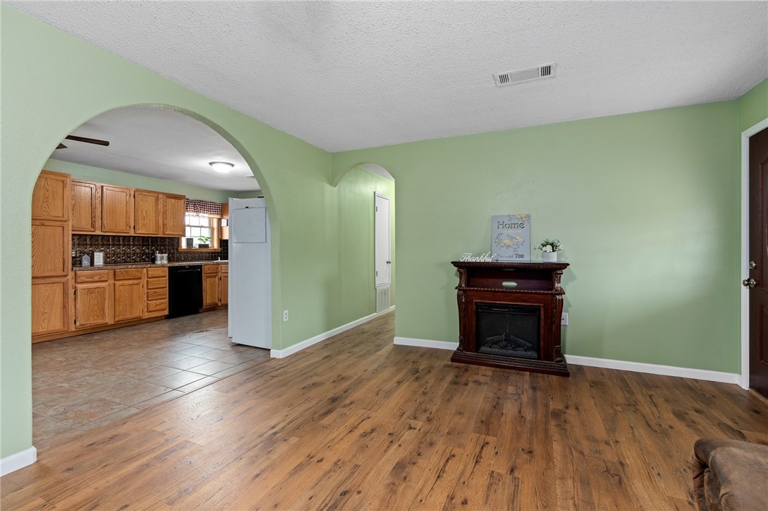 property viewer photo 33