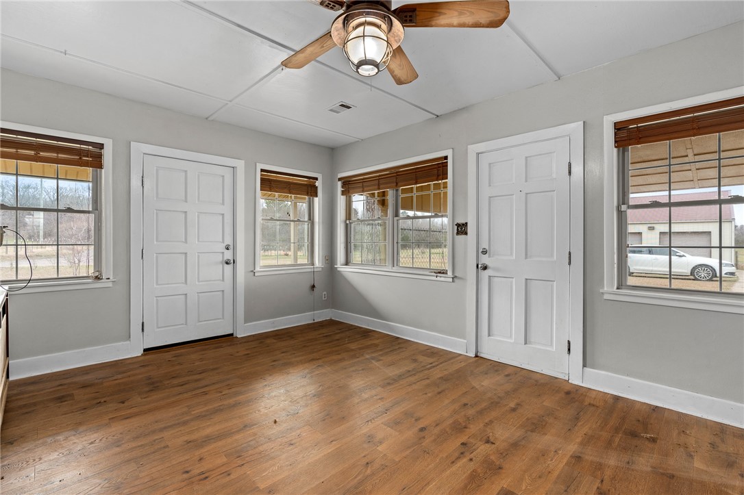property viewer photo 45