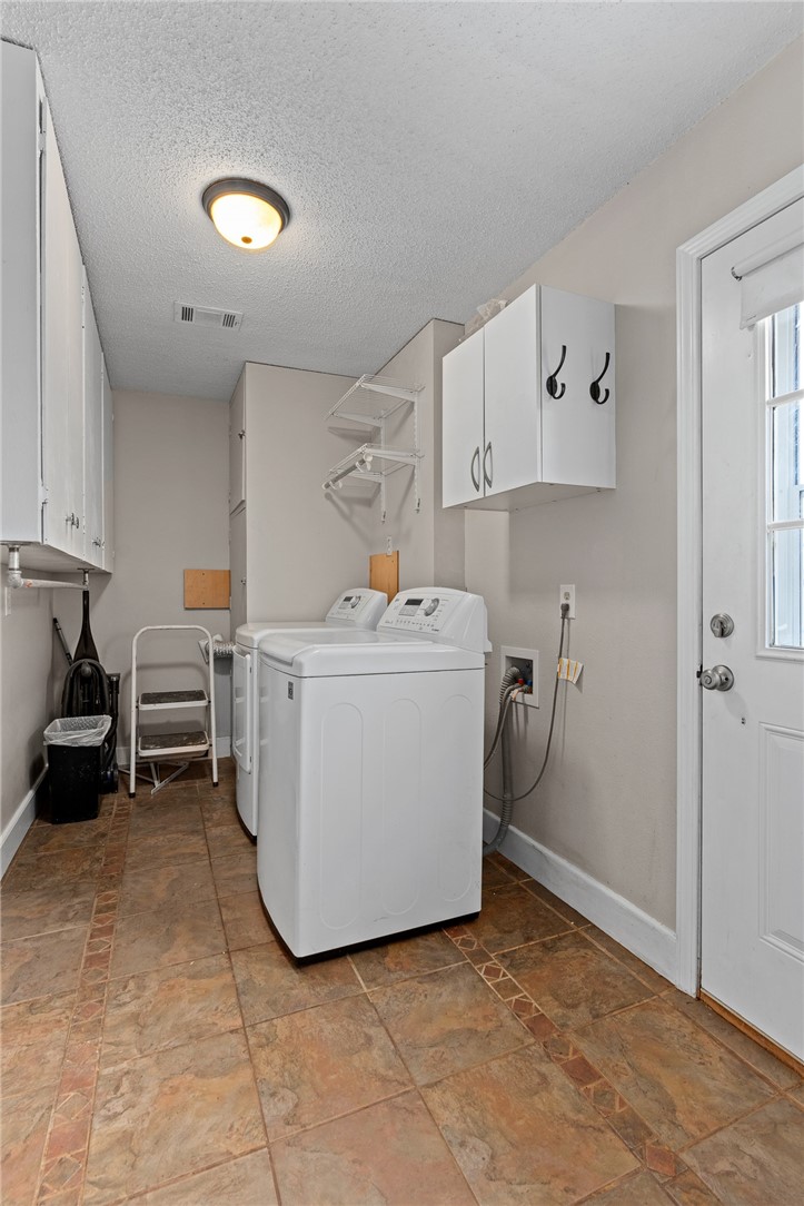 property viewer photo 47