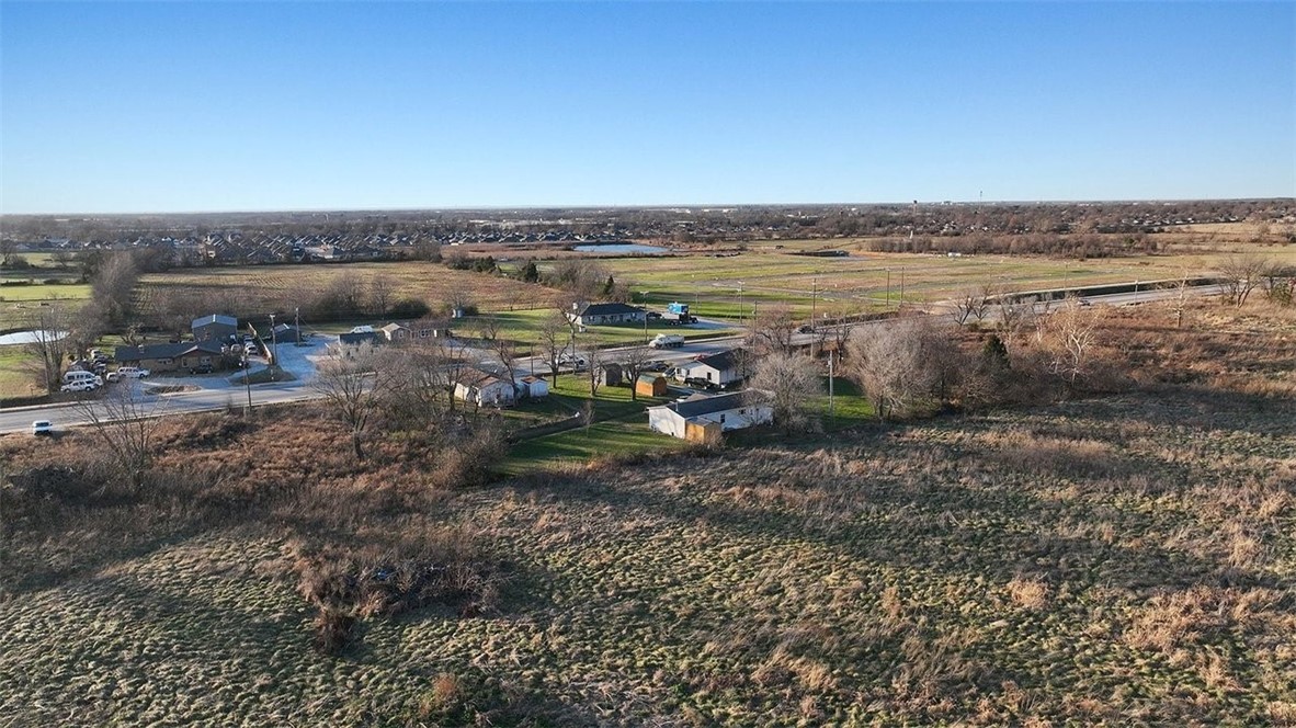 main property photo 10