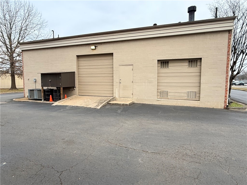 main property photo 18