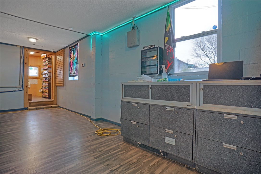 main property photo 18
