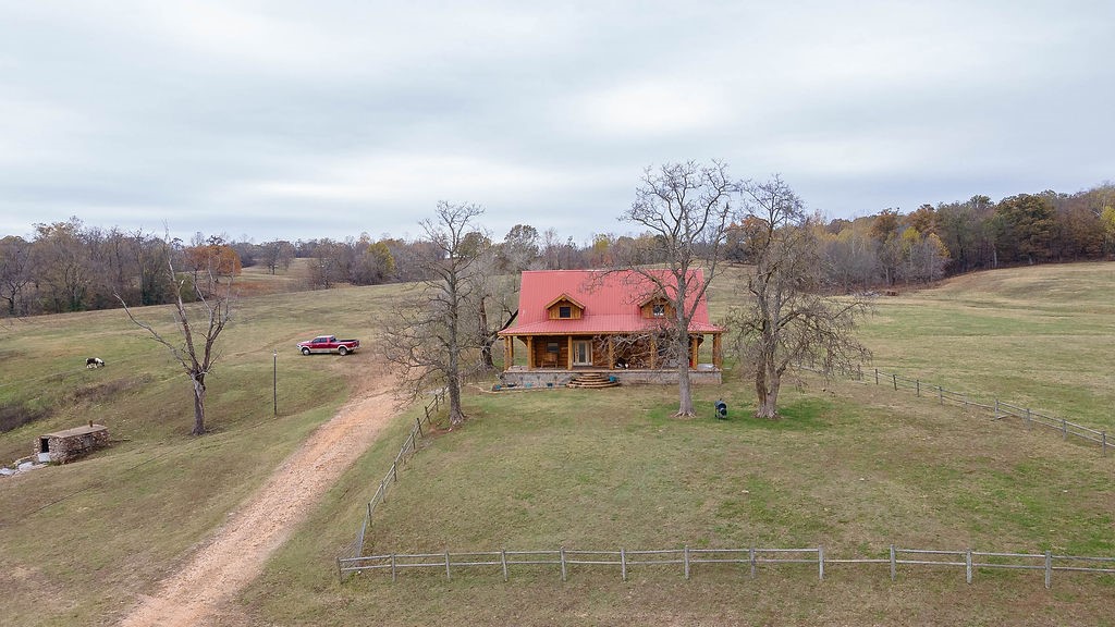 main property photo 30