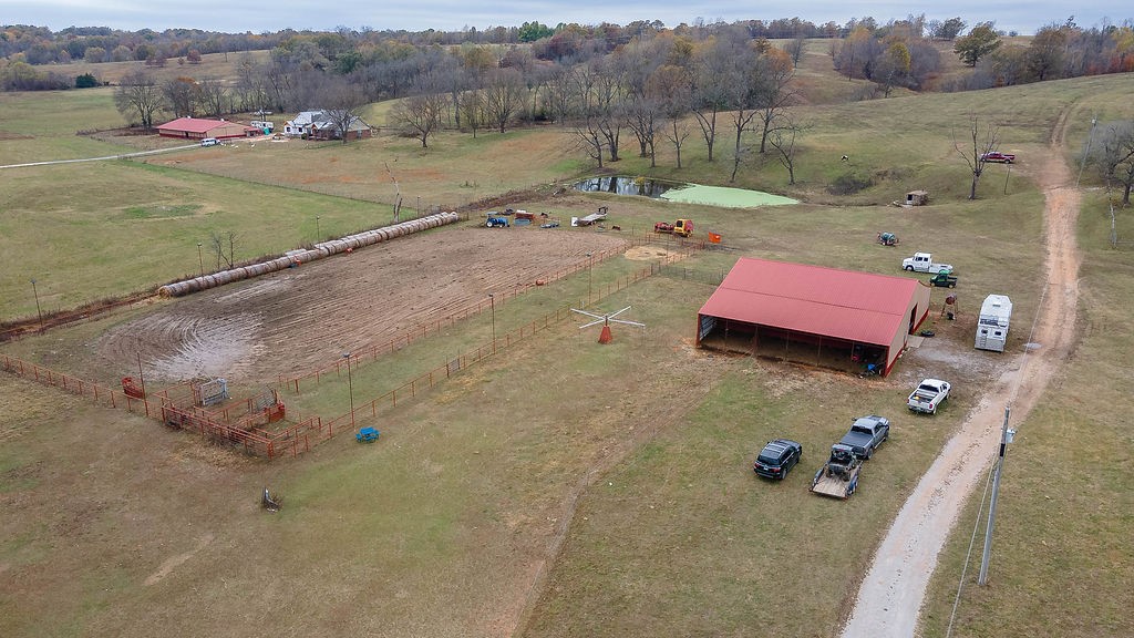 main property photo 45