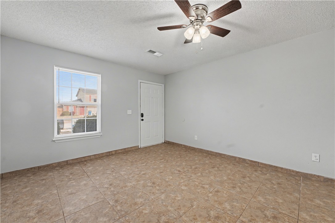 property viewer photo 15