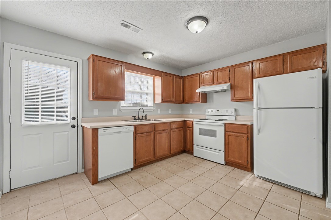 property viewer photo 18