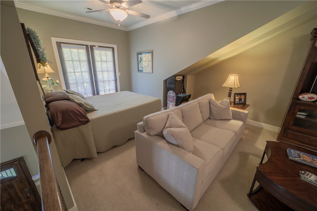 main property photo 51