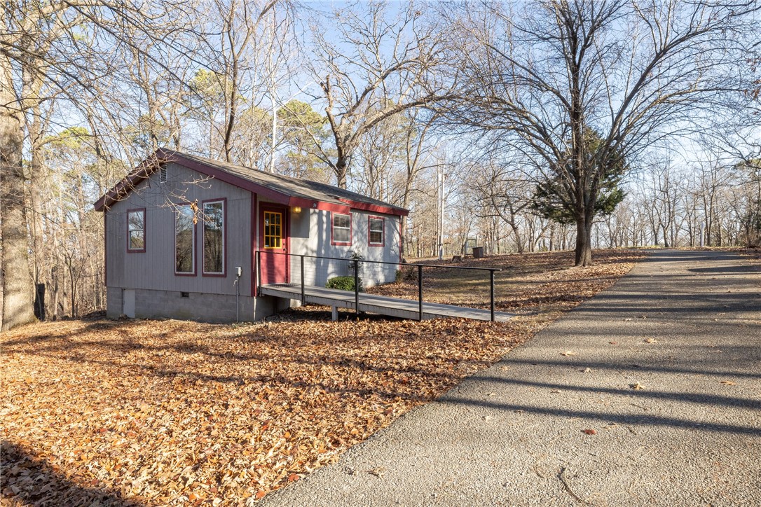 main property photo 3