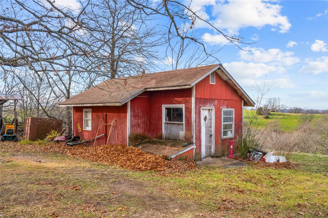 main property photo 36