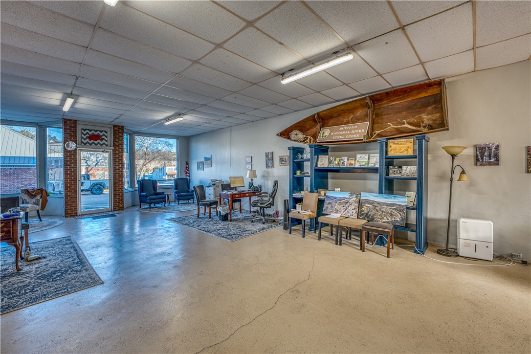 main property photo 12