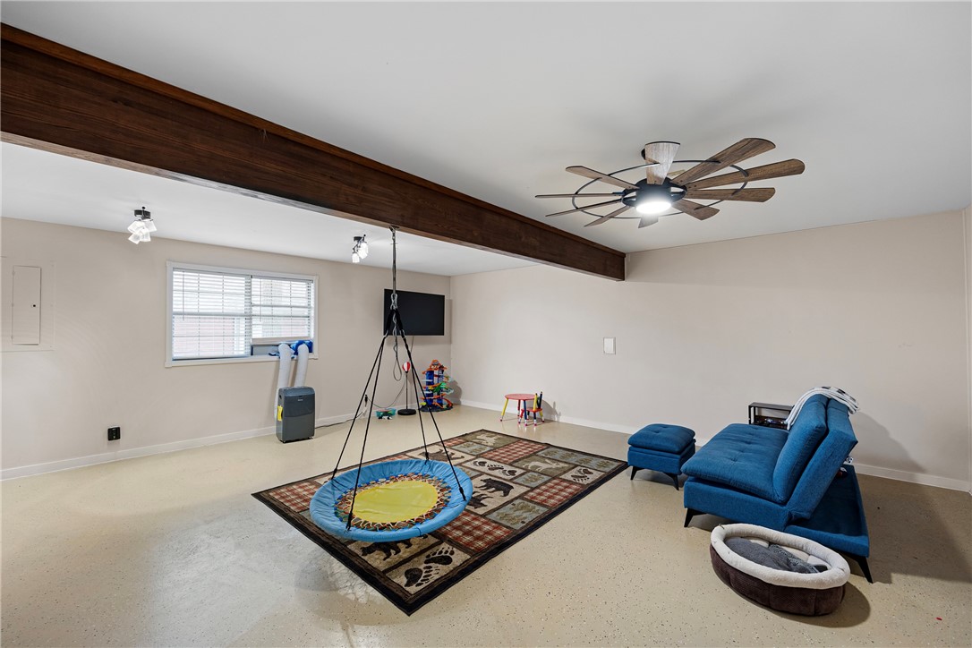 main property photo 49