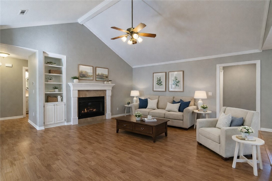 property viewer photo 3