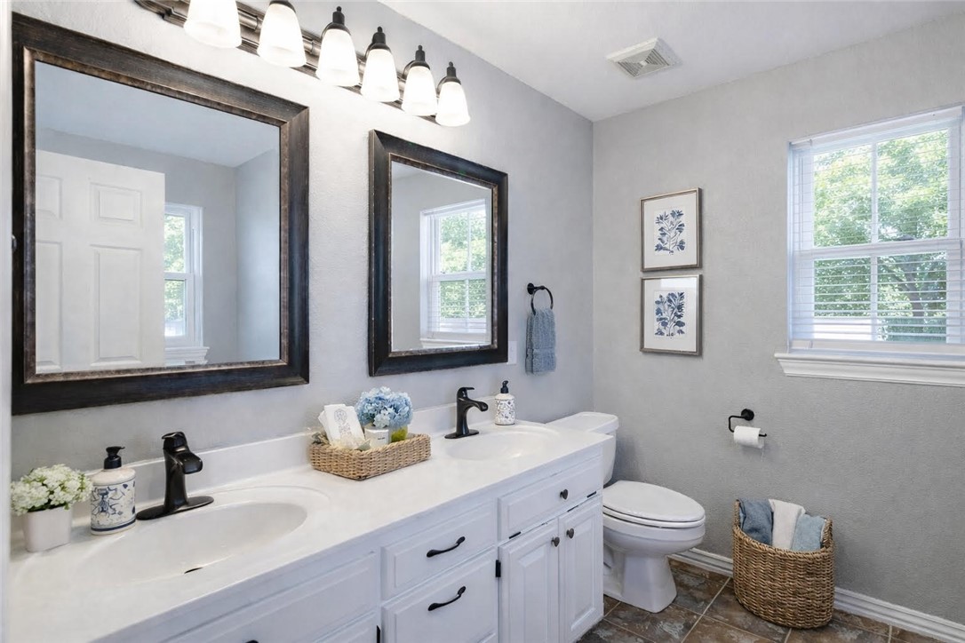 property viewer photo 9