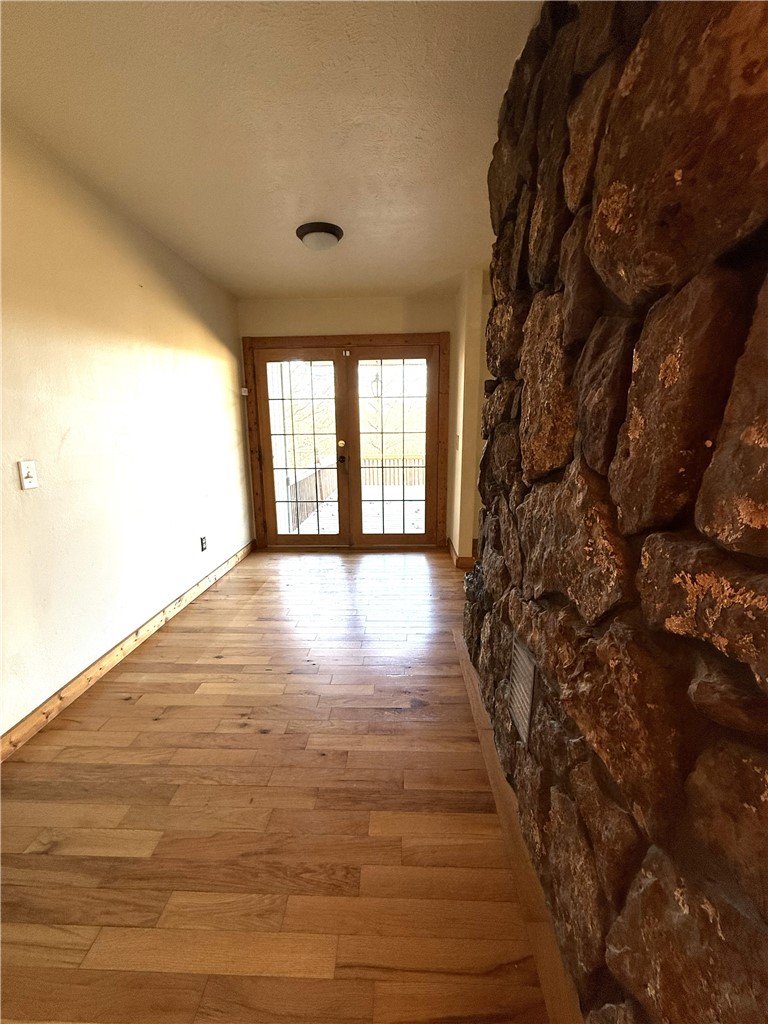 property viewer photo 16