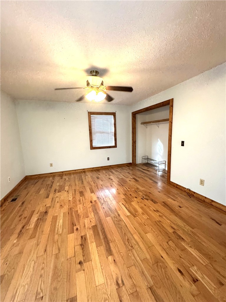 property viewer photo 22