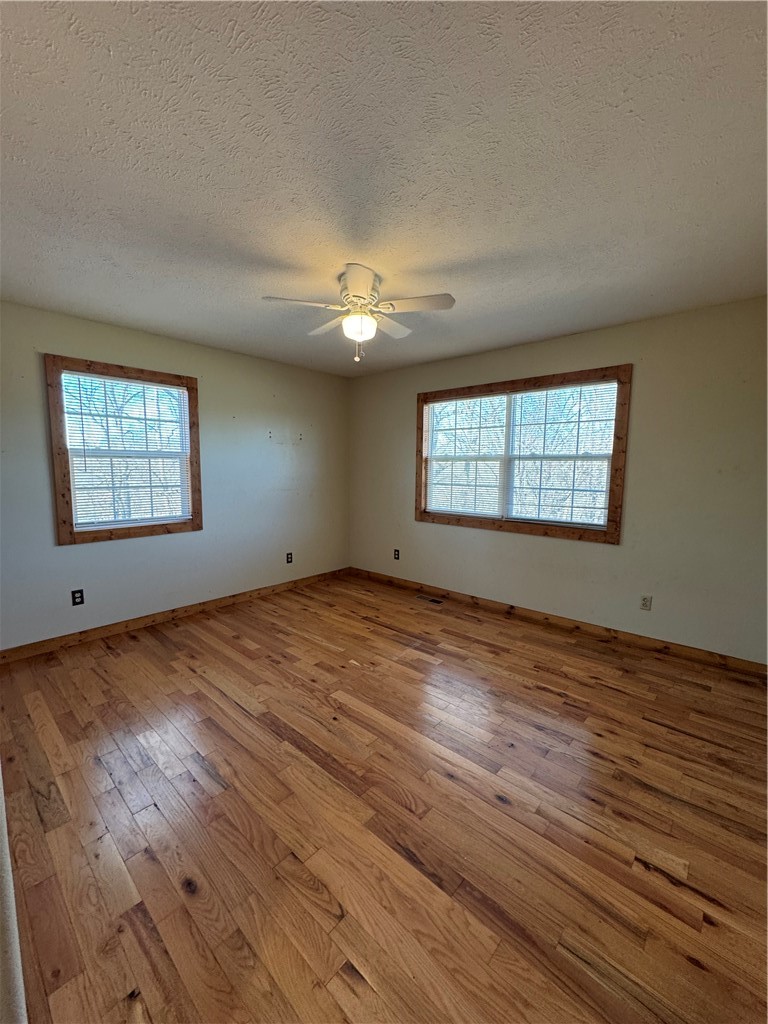 property viewer photo 27