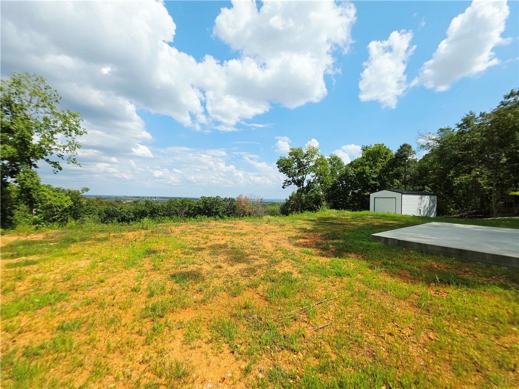 main property photo 28