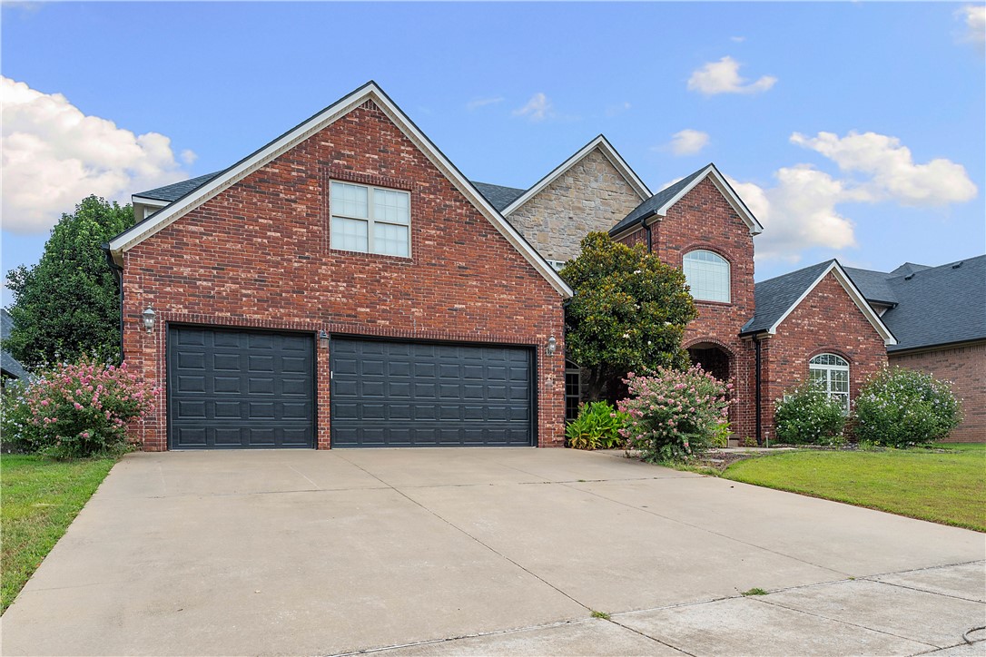 main property photo 45