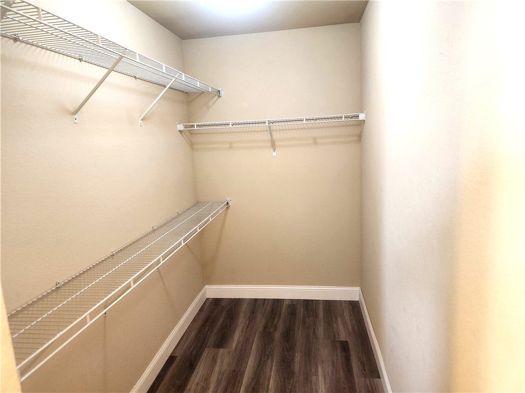 property viewer photo 16