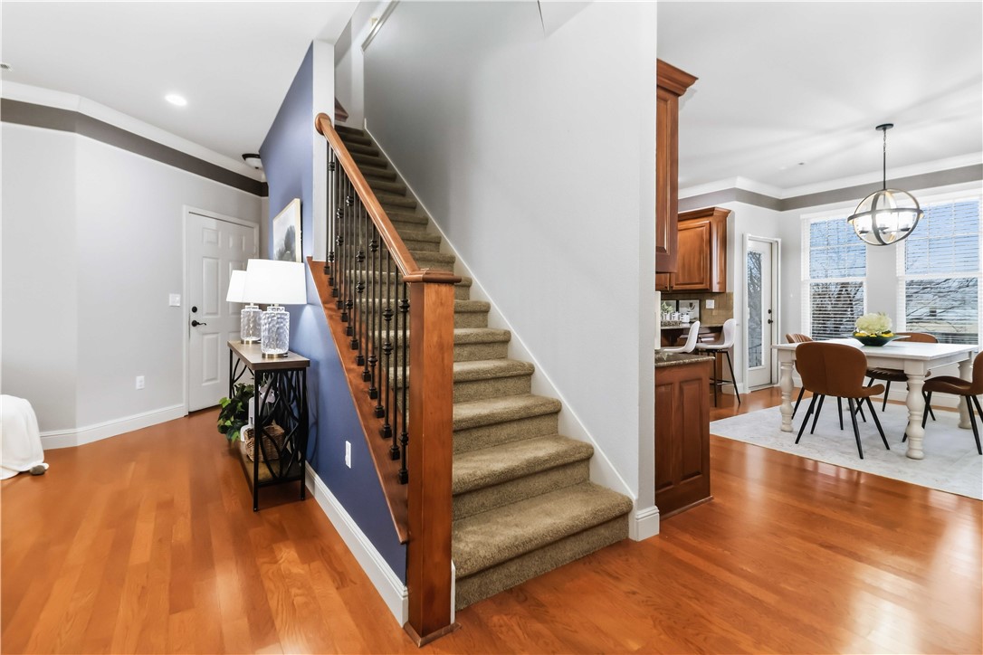 property viewer photo 25