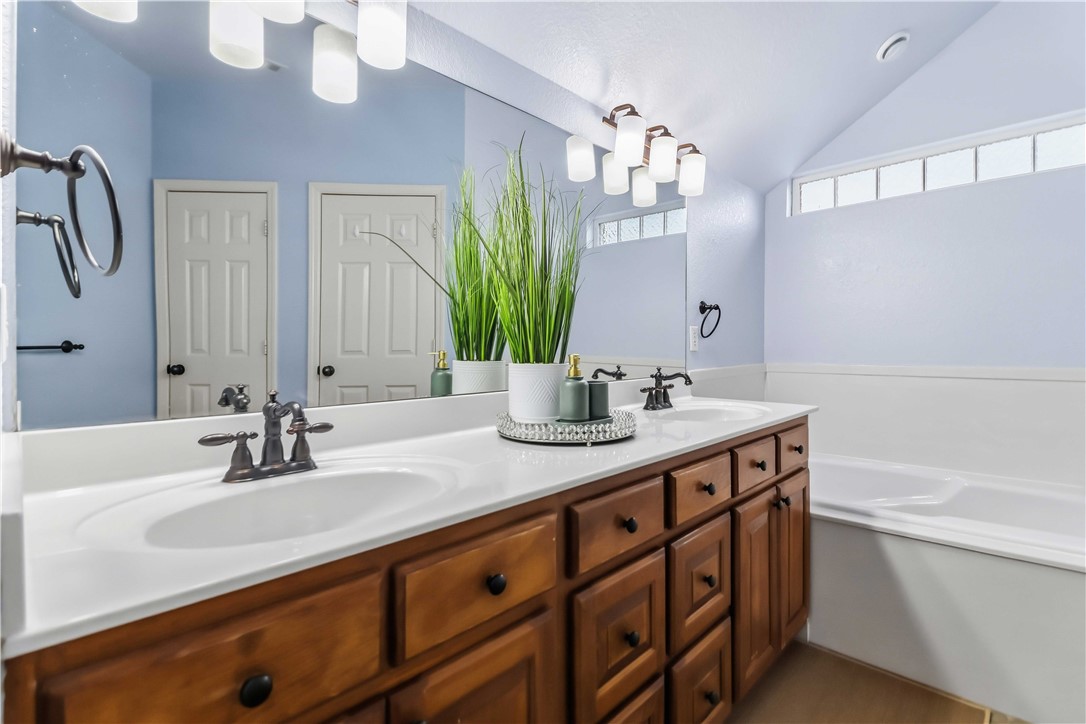 property viewer photo 32